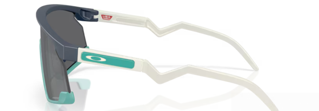 Oakley Bxtr